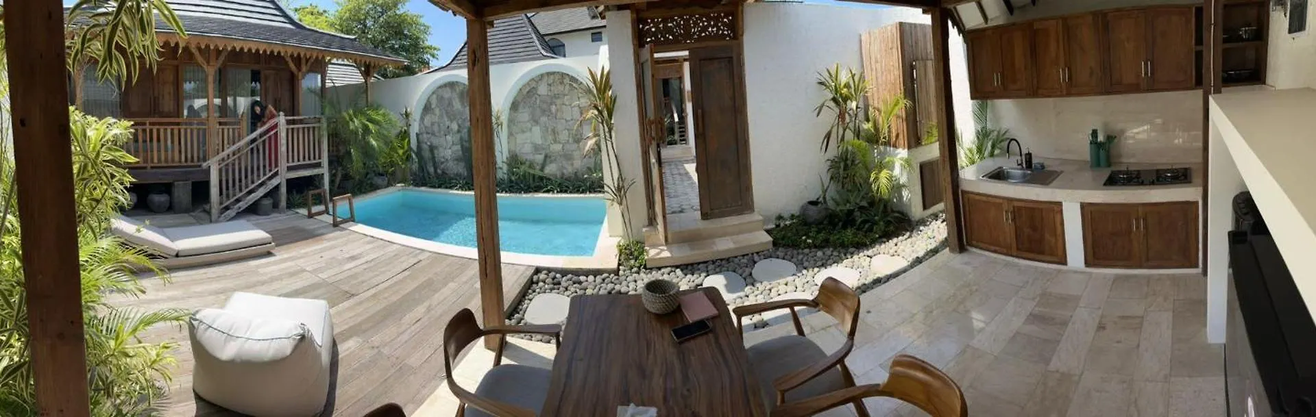 New Villa Private Pool - Minutes From Airport Kuta Lombok