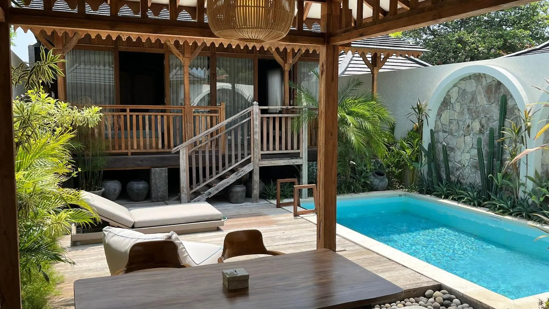 New Villa Private Pool - Minutes From Airport Kuta