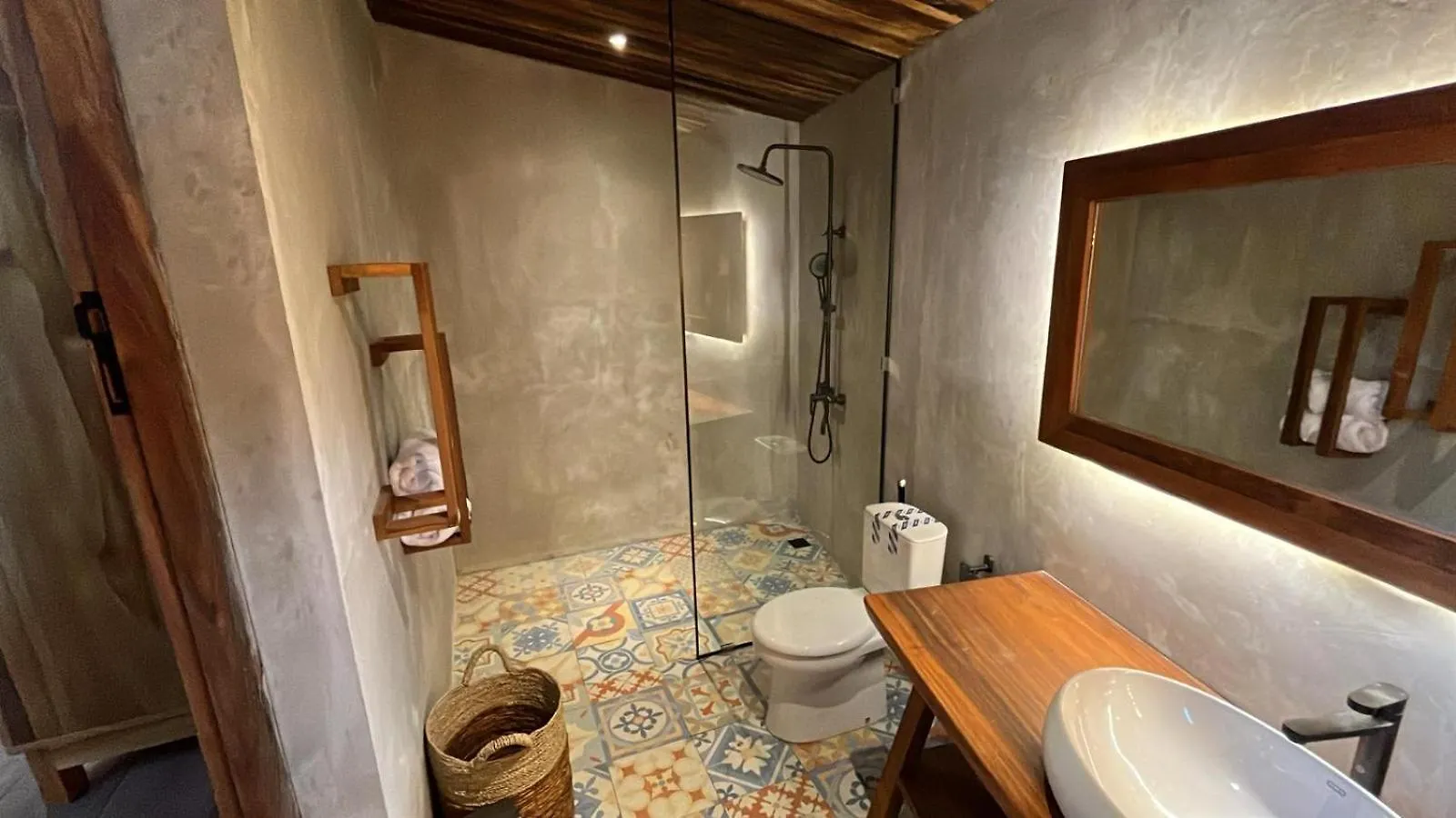 New Villa Private Pool - Minutes From Airport Kuta   Kuta (Bali)
