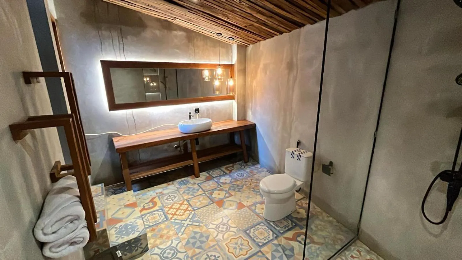 New Villa Private Pool - Minutes From Airport Kuta