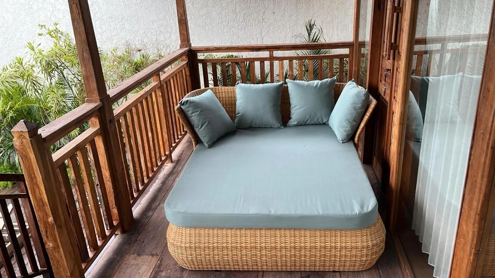 New Villa Private Pool - Minutes From Airport Kuta  Indonesia
